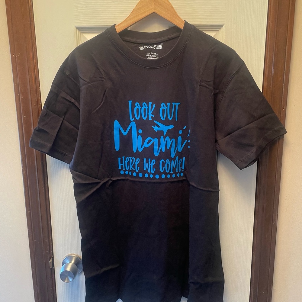 Revolution Custom Made Men Black Miami T-Shirt